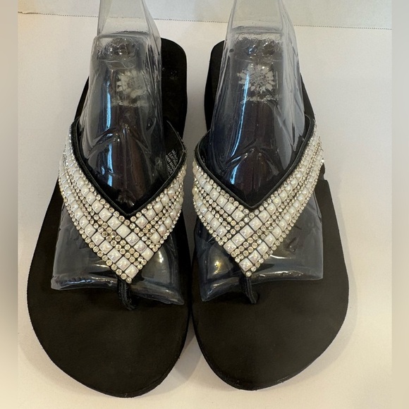 Yellow Box Valence leather beaded flip flops sandals size 7.5 - Picture 11 of 11